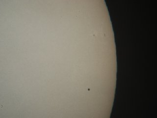 水星の太陽面通過の写真